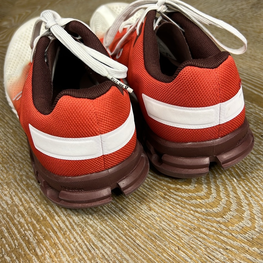 ON Running Women's Ombré Sunset Colors Cloudtec Sneakers 9.5 - Picture 9 of 13